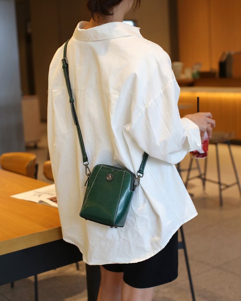 👜Weiche Sunflower Handytasche mit Trageriemen🎉