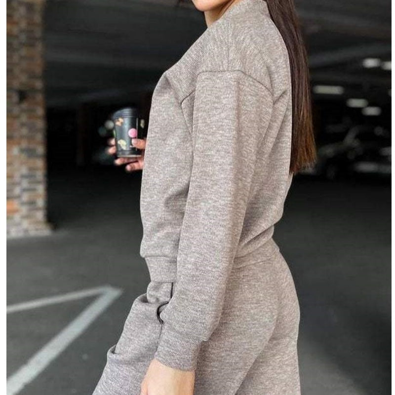 47%Rabatt💥 Herbstlicher neuer Stil Zweiteiliges Set aus gestrickter Jacke mit Knöpfen und Hose für Damen