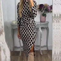 đ Schlankes Kleid mit geometrischem Druck und Seitenschlitz fĂŒr Damen