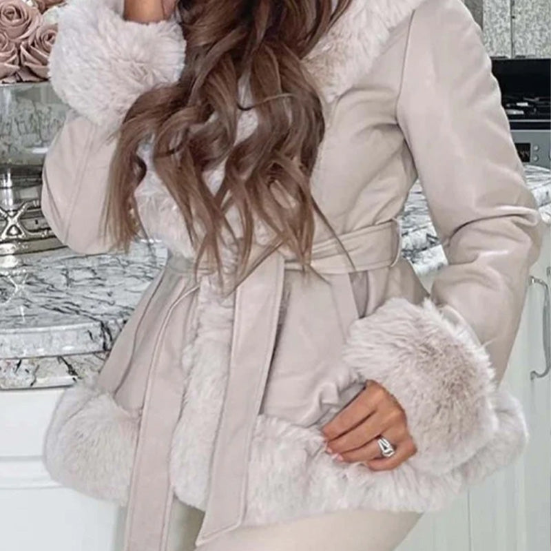 🎄🎅Weihnachts-Vorverkauf - 40% OFF💝Warme Damenjacke mit Kapuze und Patchwork-Revers