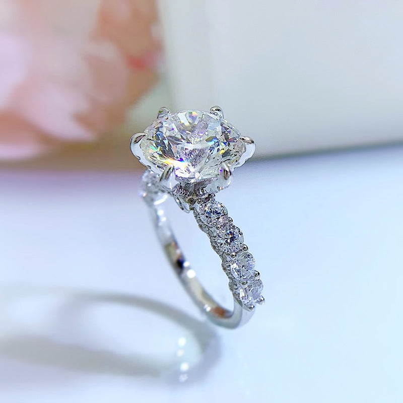 đGeschenk fĂŒr Sie | 5 Karat Mondlicht Sterling Silber Moissanit Ring