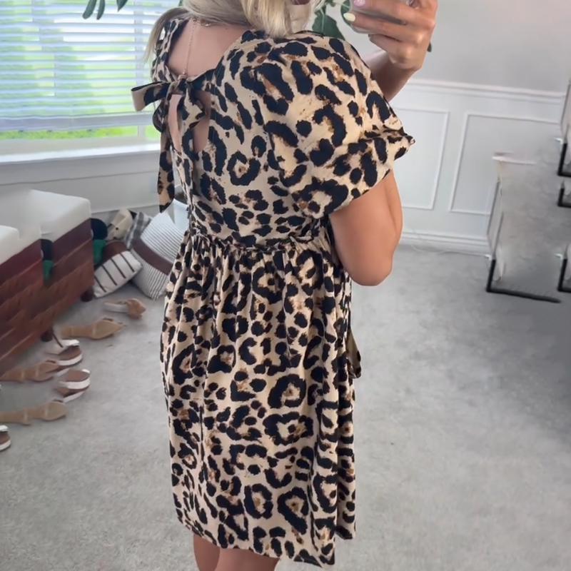 đLĂ€ssiges Minikleid mit Leopardenmuster fĂŒr Damen